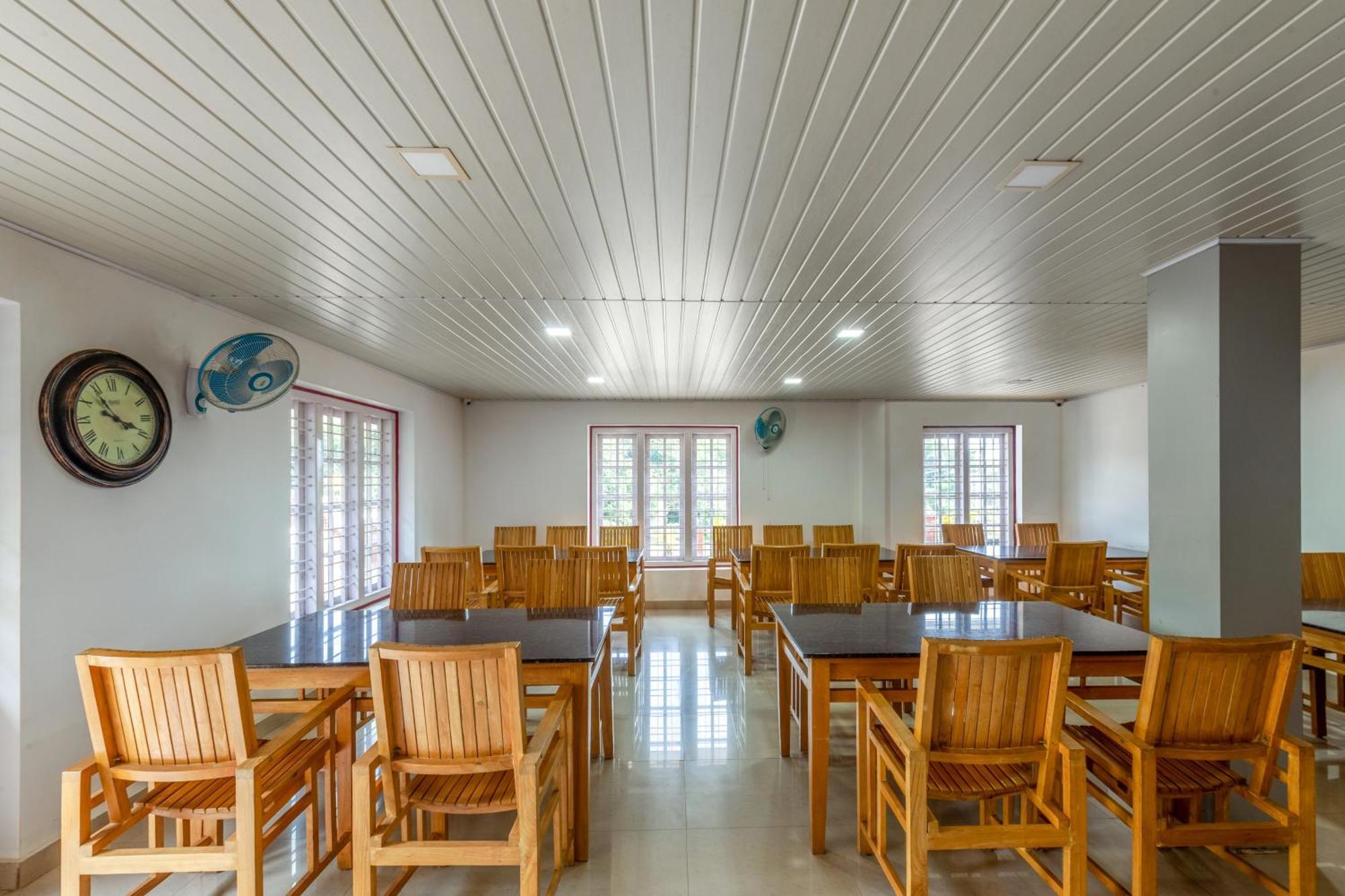 Treebo Yajna Comforts KODAGU Exterior foto